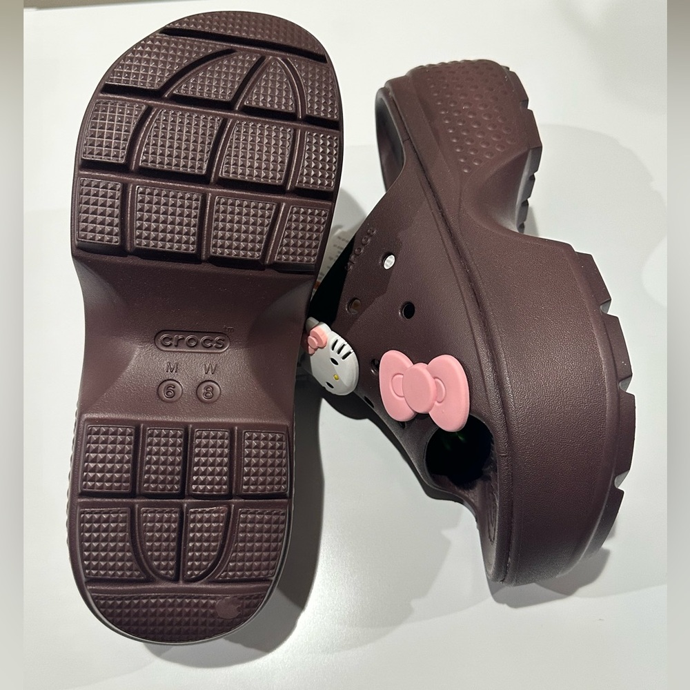 CROCS Brown Sandals with Pink Accents - Picture 8 of 11